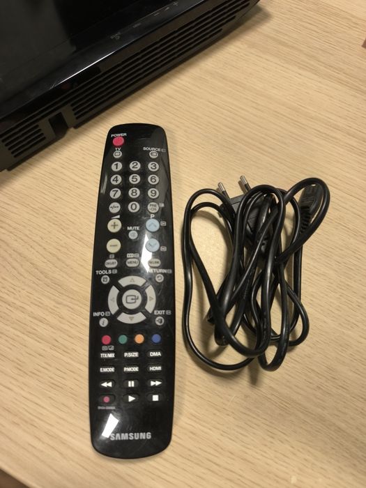 Tv Led Samsung UE32D4003BW, vede imaginea dublata