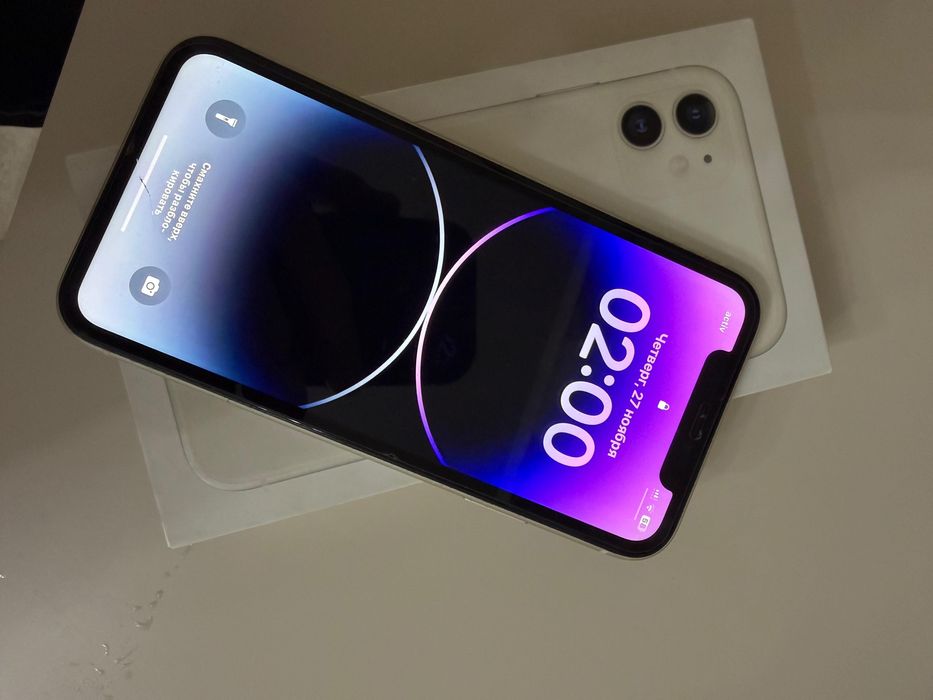 11 айфон продам акб 74%