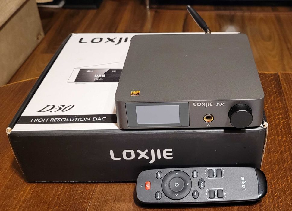 Тонколони Monitor Audio, усилвател Denon и USB DAC Loxjie