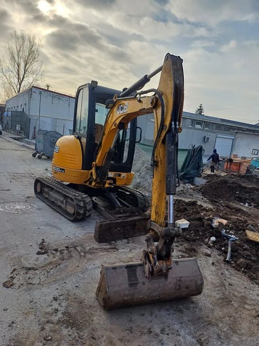 Inchiriere Miniincarcator Bobcat Miniexcavator