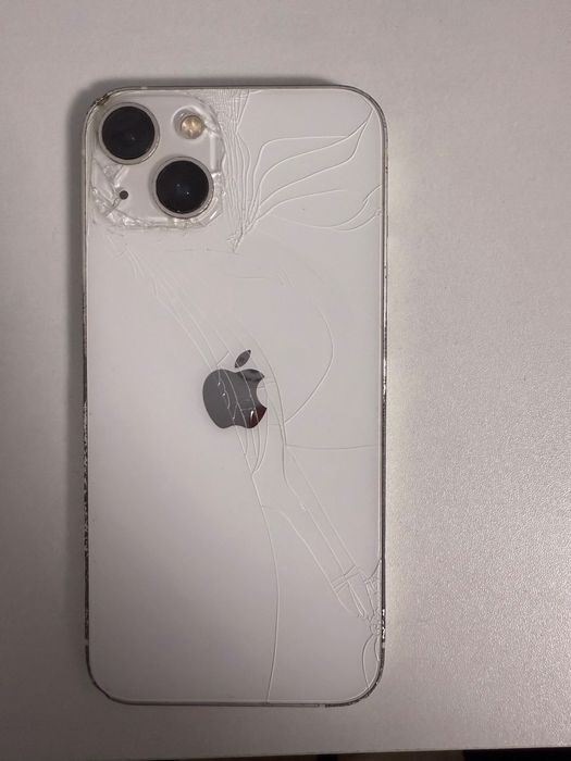 Iphone 13 128GB.