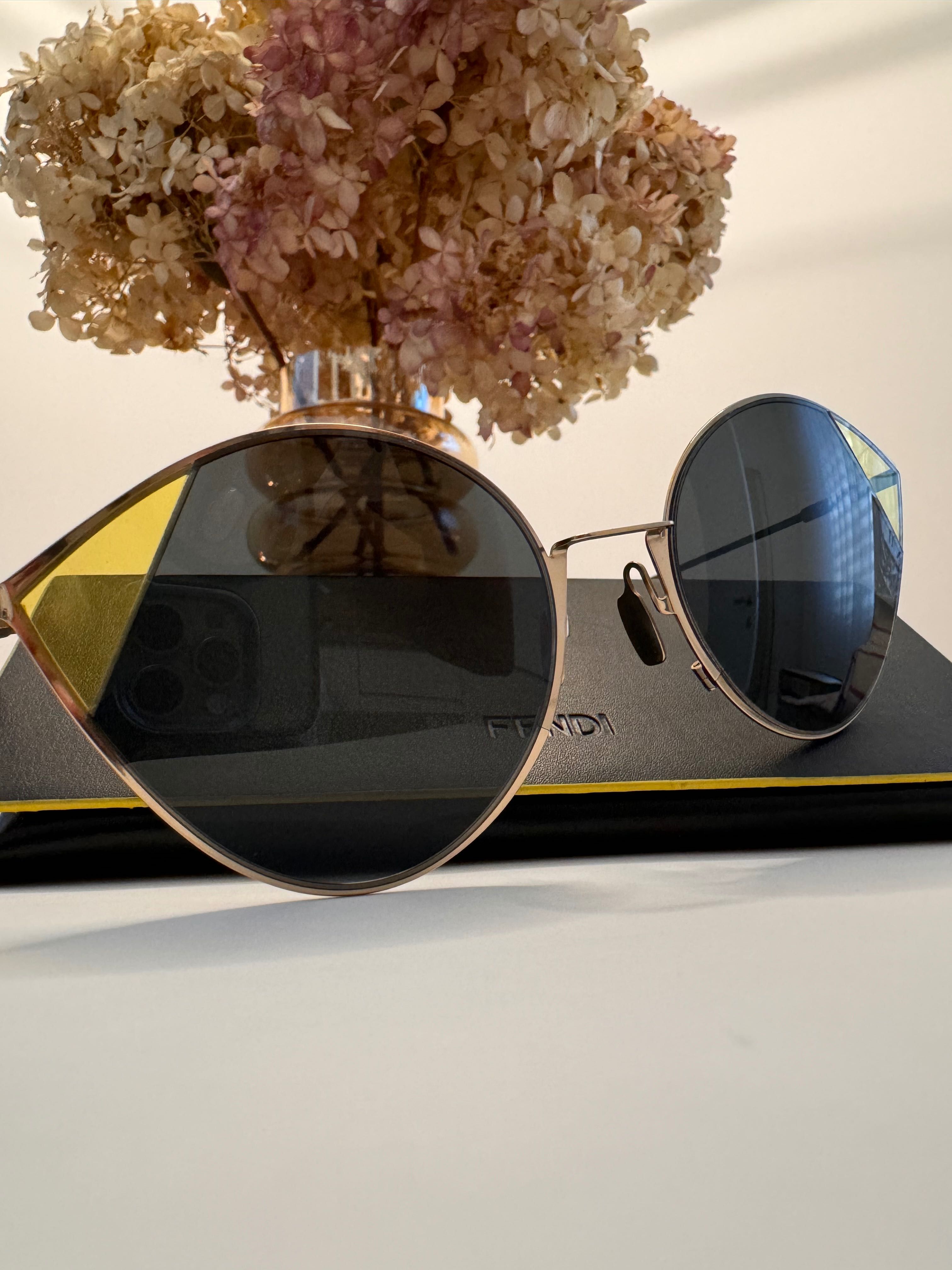Оригинални слънчеви очила Fendi