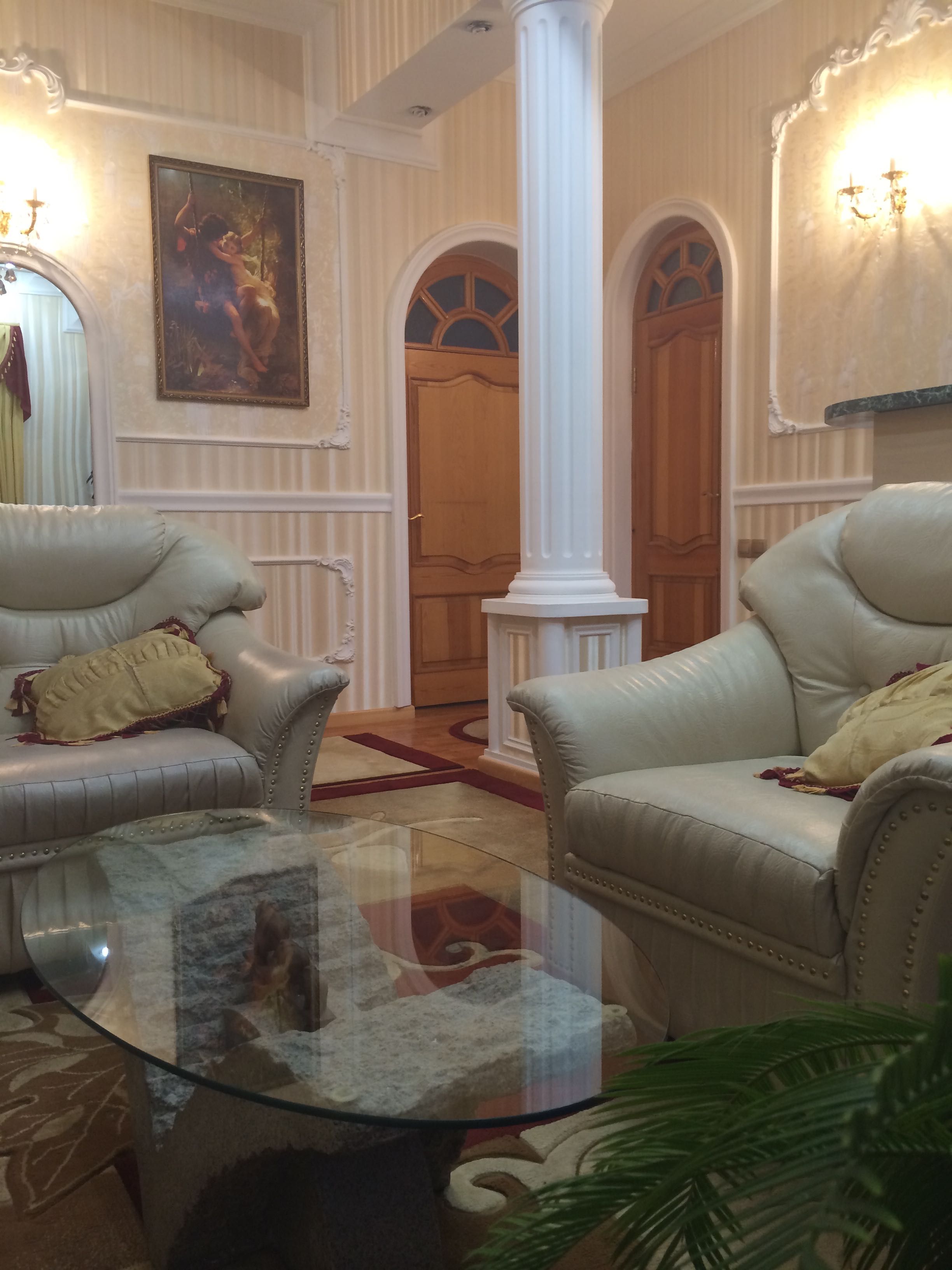 Продается собственная роскошная квартира с евроремонтом в «Сталинке»!