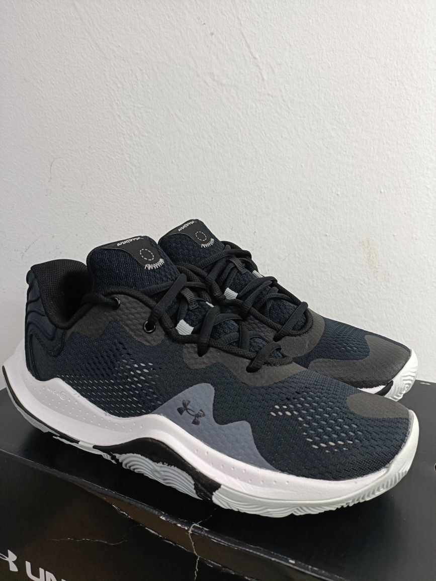 Under Armour UA Spawn 4 номер 42 код 34A