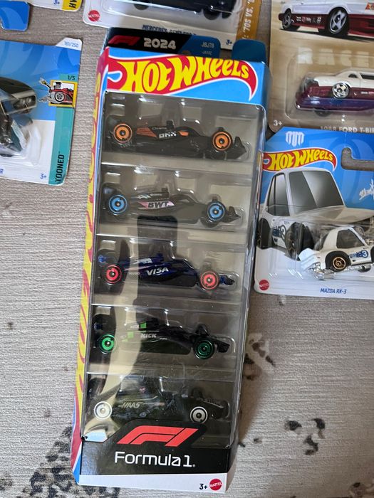Hot Wheels колички