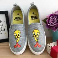 Adidasi gri cu Tweety Looney Tunes / pantofi sport fete baieti 34 35