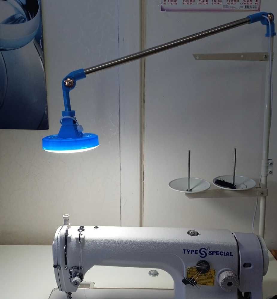 Светильник для промышленной швейной машинки.