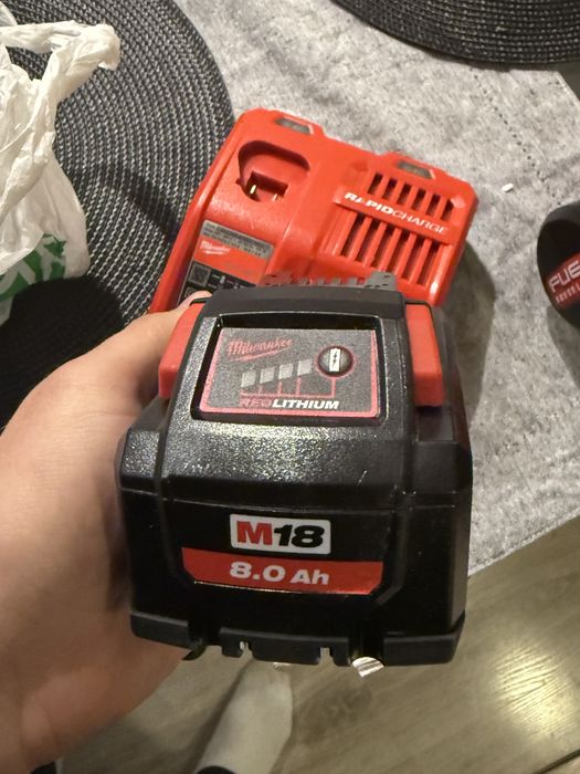 Гайковерт Milwaukee