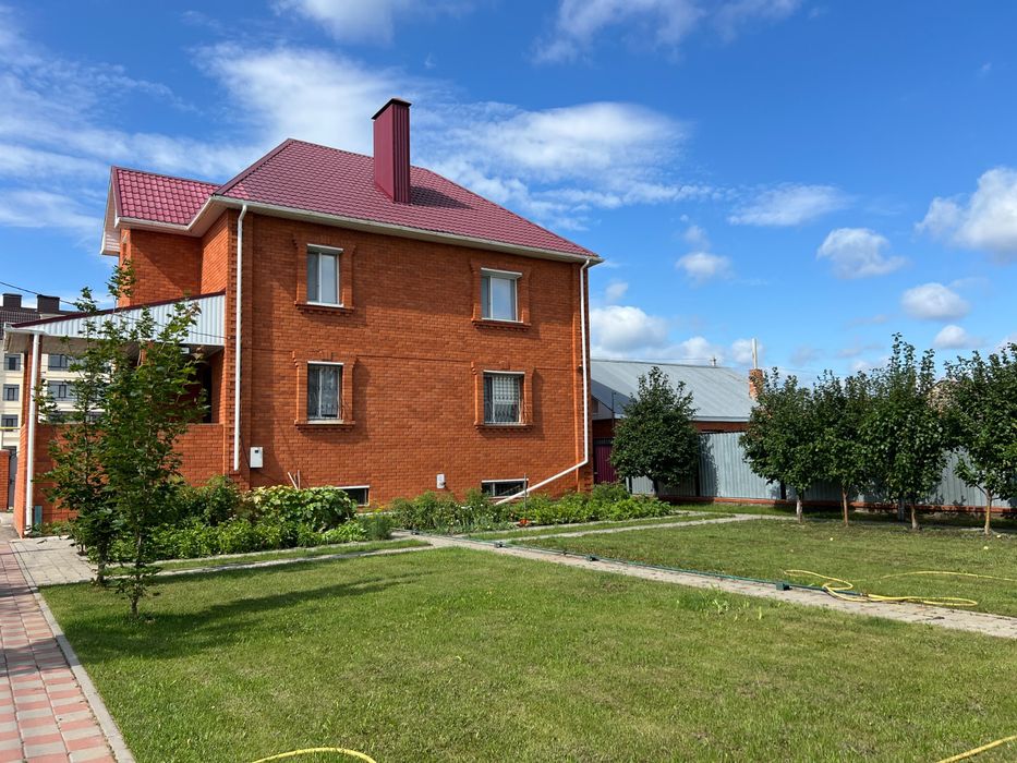 Продам коттедж 330 кв. М