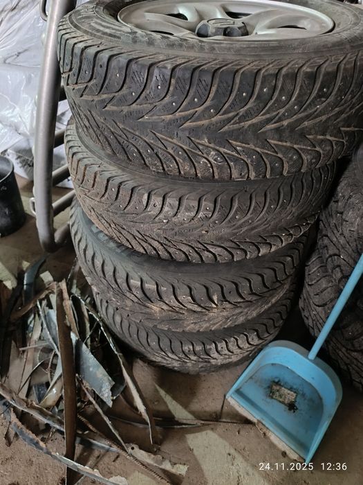 Продам срочно 4 колеса зимние