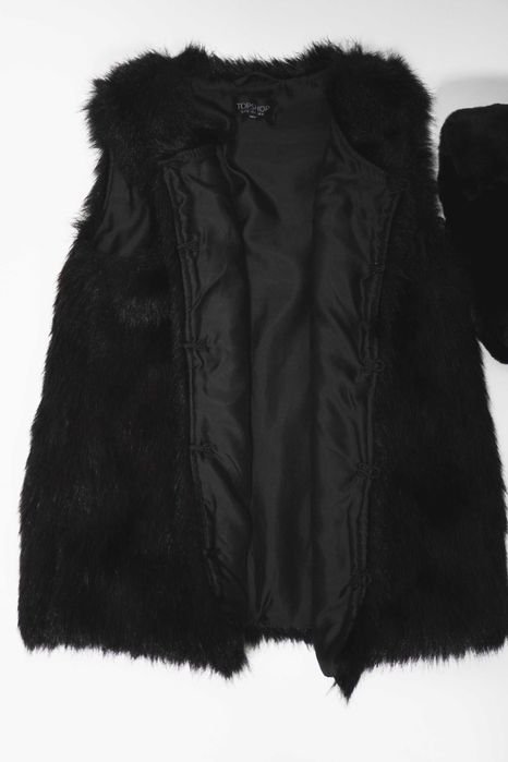 Vesta de blană artificiala TopShop marimea XS/S