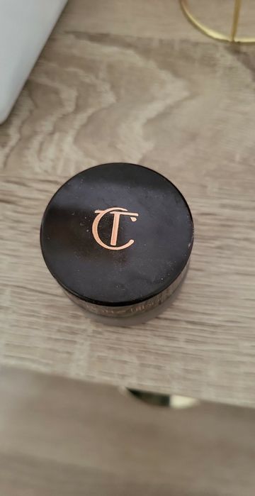 Fard de pleoape cremos