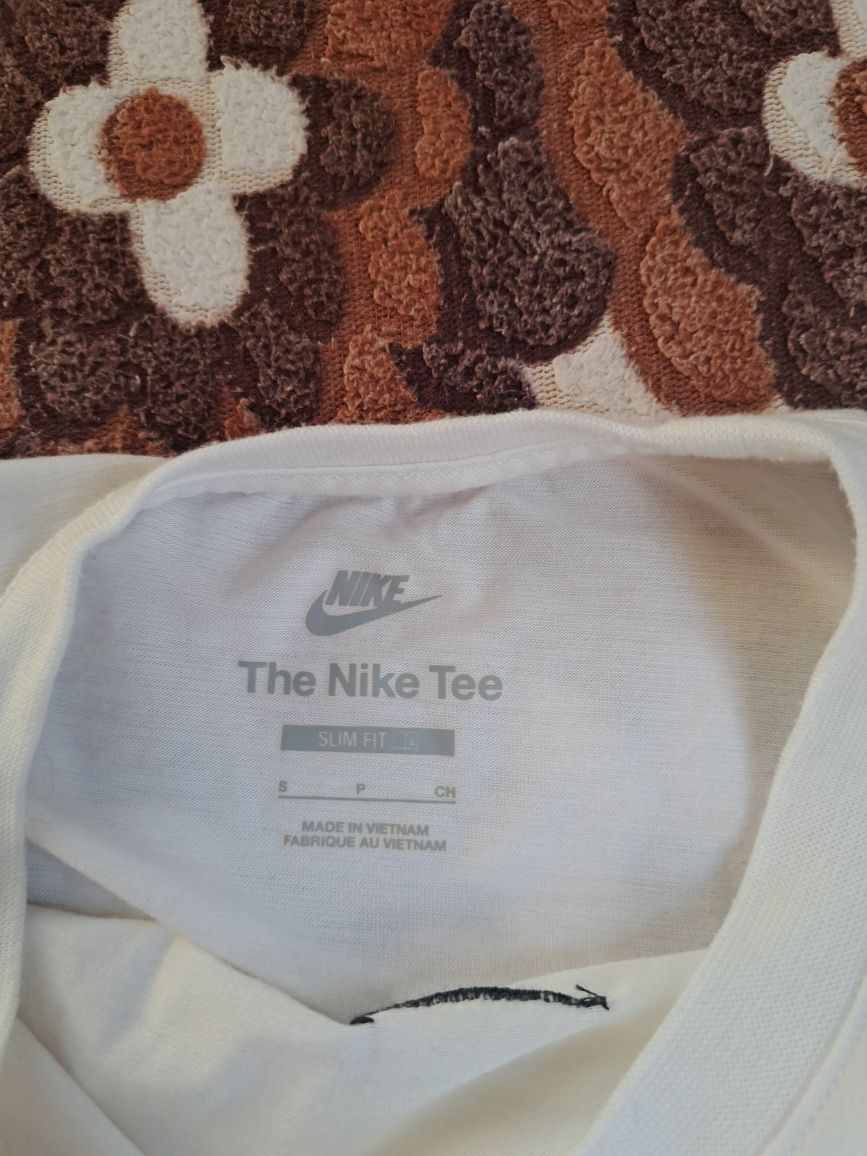 Къса тениска Nike