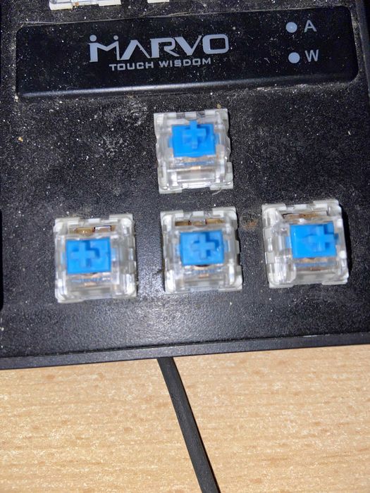 Vand Tastatura de gaming Marvo K6901