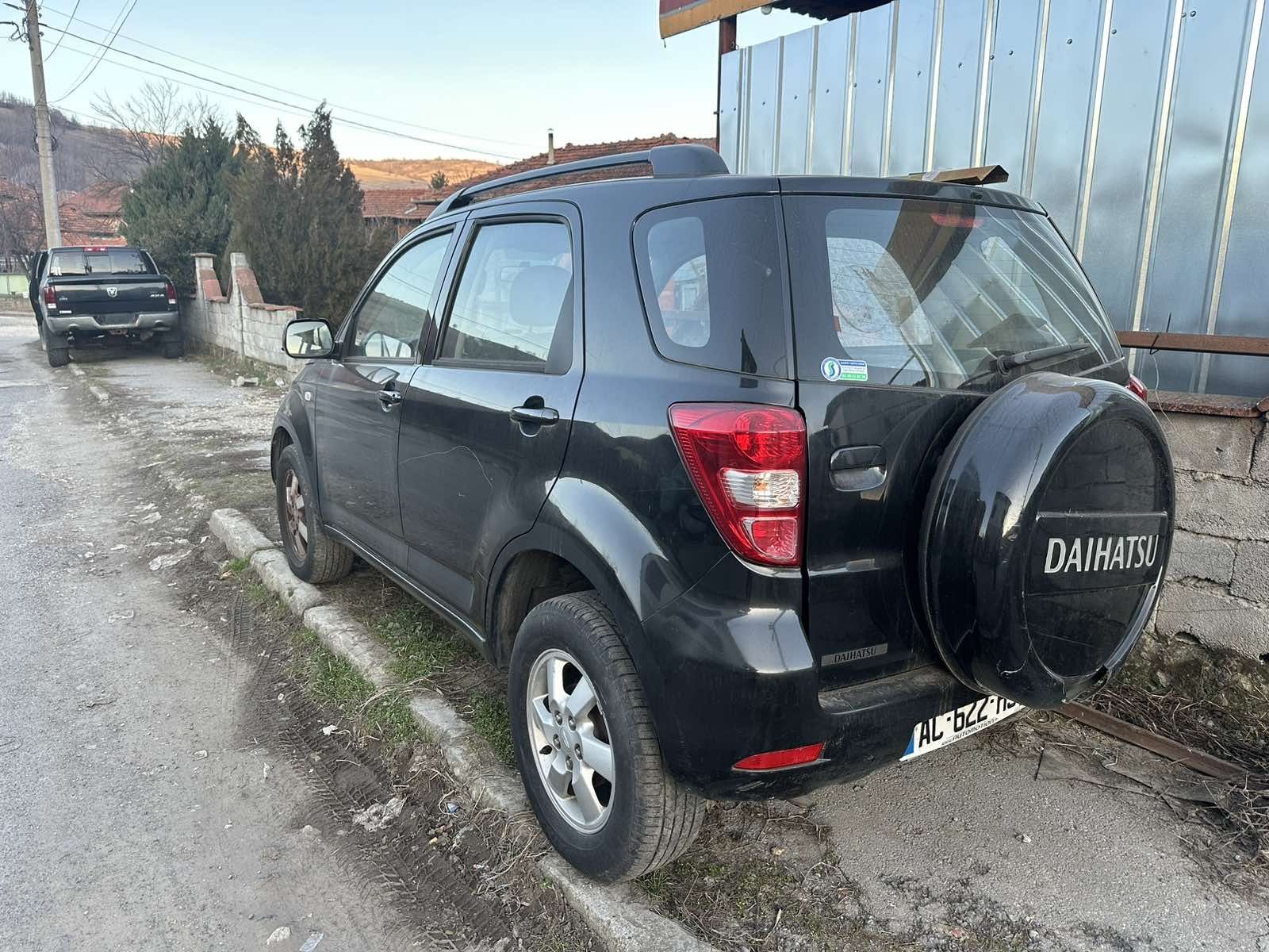 Daihatsu terios 1.5 на части