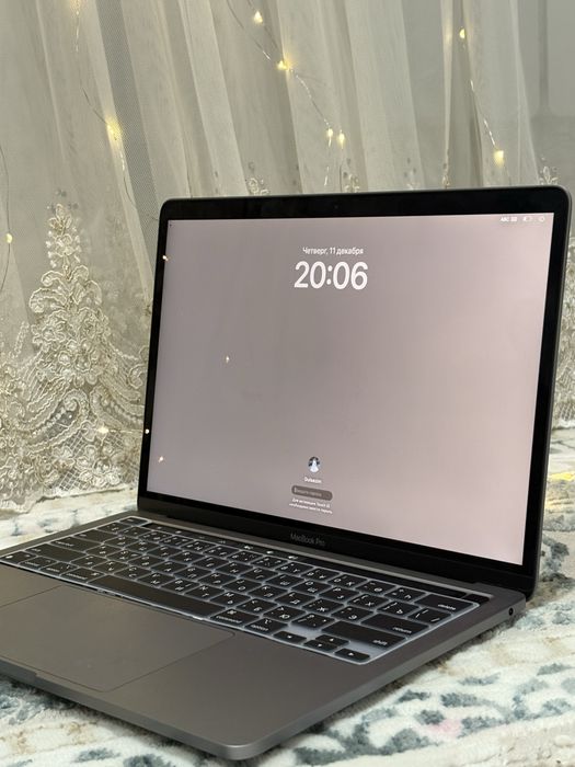Продам MacBook Pro