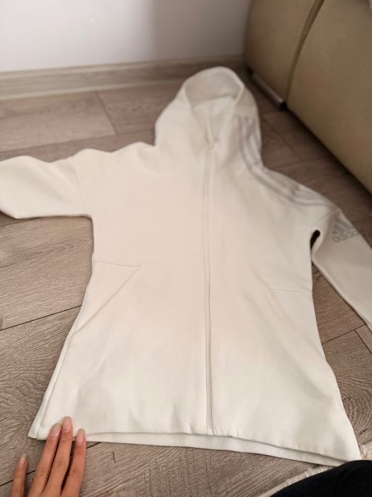 Дамски суитчер Adidas