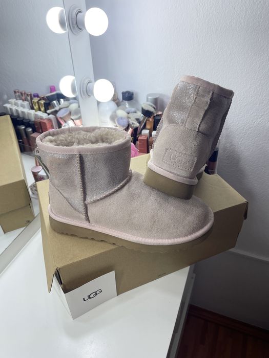 Ugg originale marime 37
