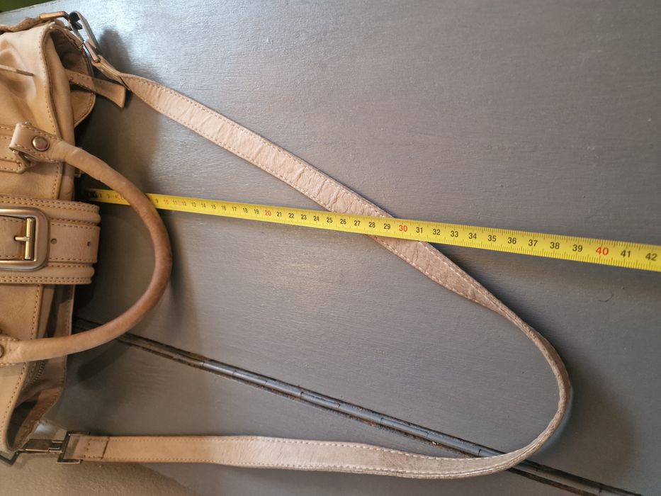 Стилна дамскачанта от естествена кожа