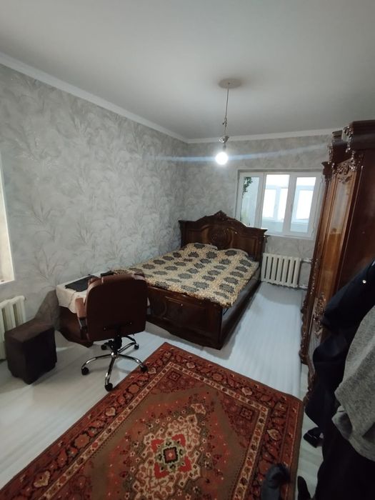 Продаётся 2-комнатная квартира (переделанная под 3-комнатную)