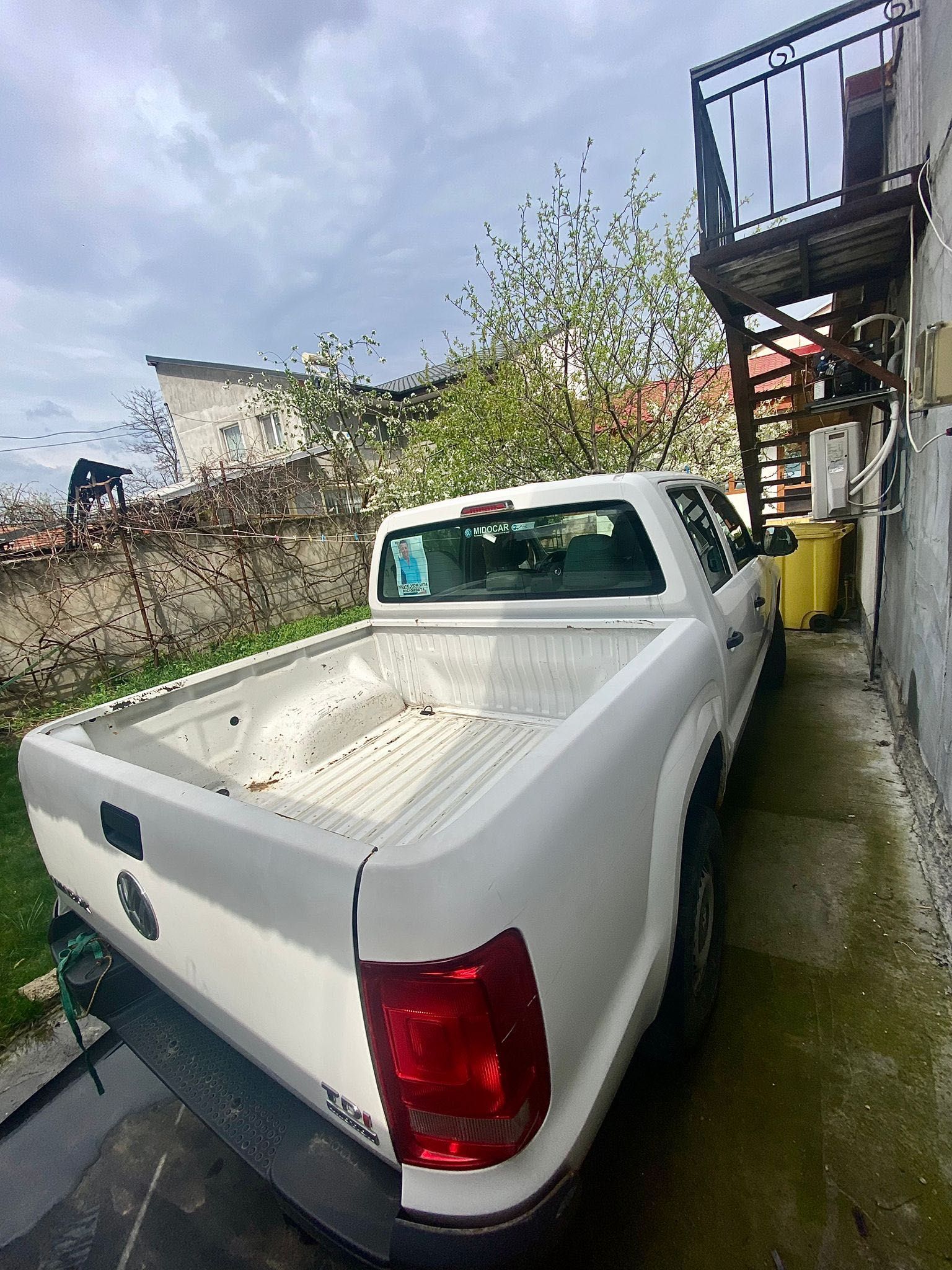 Volkswagen Amarok 2.0 TDI 4x4 – 2011 – Pregătit de drum, oriunde!