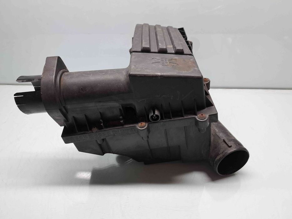 Carcasa filtru aer Volkswagen Golf 5 Plus (5M1) [Fabr 2005-2008] 3C012