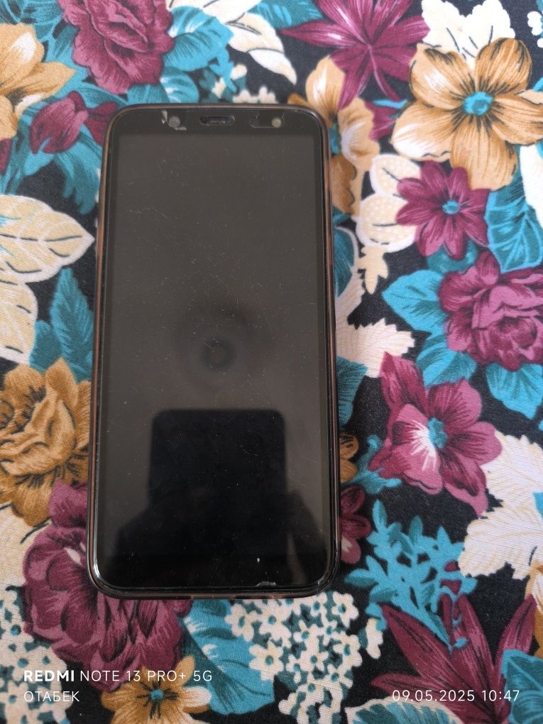 Продается телефон Samsung galaxy a6