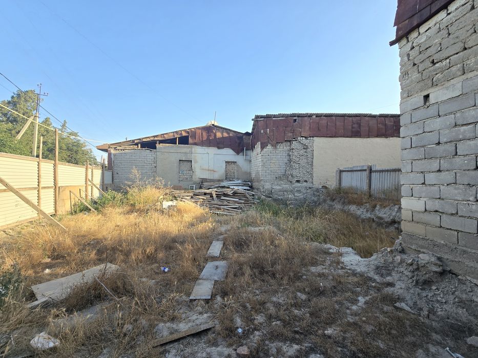 Срочно центр Самарканда 2.5-соток 140000 уе