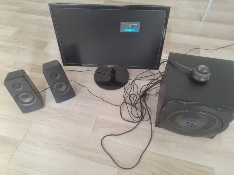 Monitor samsung plus boxe pc