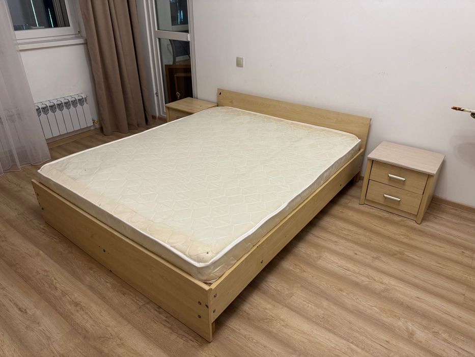 Отдам даром диван и матрас