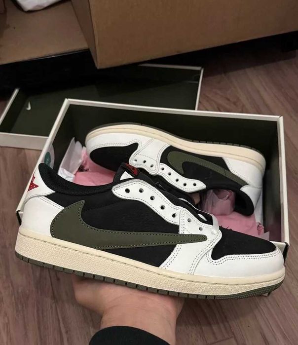 Adidasi Nike Air Jordan Travis Scott Low Olive Black -SALES
