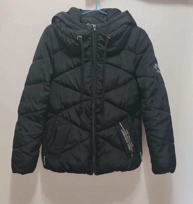 Куртки 44 размер - 3000тг