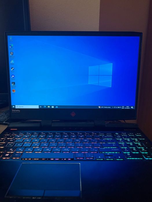 Лаптоп в добро Състояние