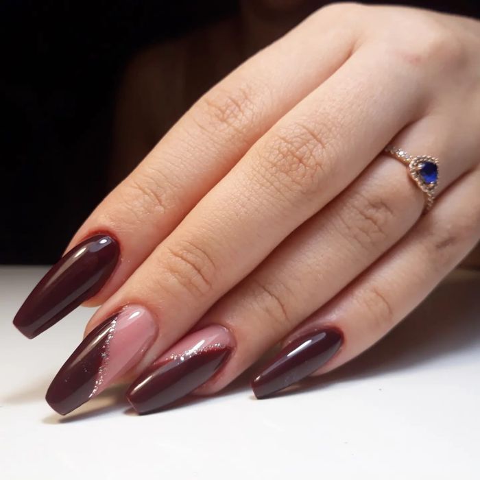 Manichiură / Pedichiură