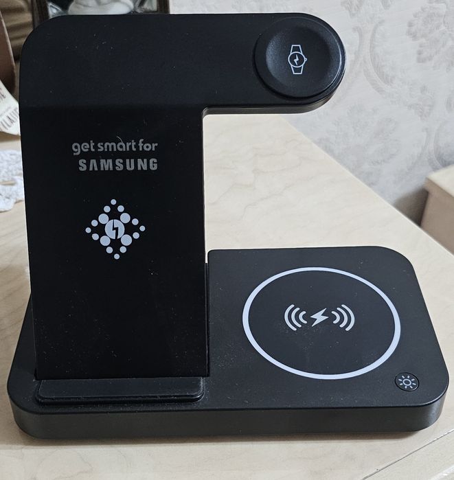 Продам беспроводная зарядка 3в1