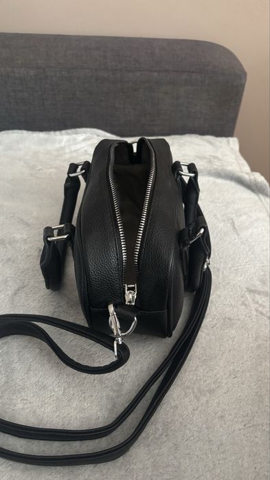 Черна кожена чанта