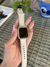 Apple Watch SE2 часовник