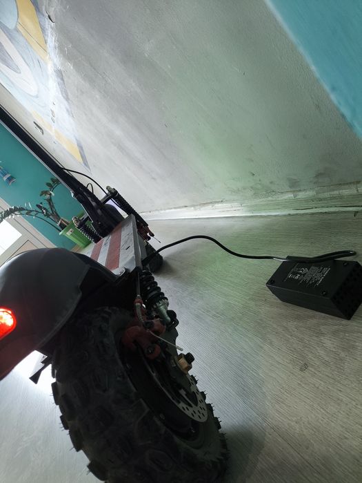 Продается электросамокат