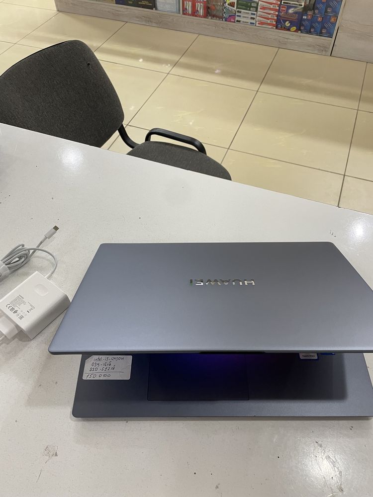 Ноутбук huawei D16