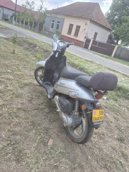 Vand/schimb Scuter Kimco people 50cc