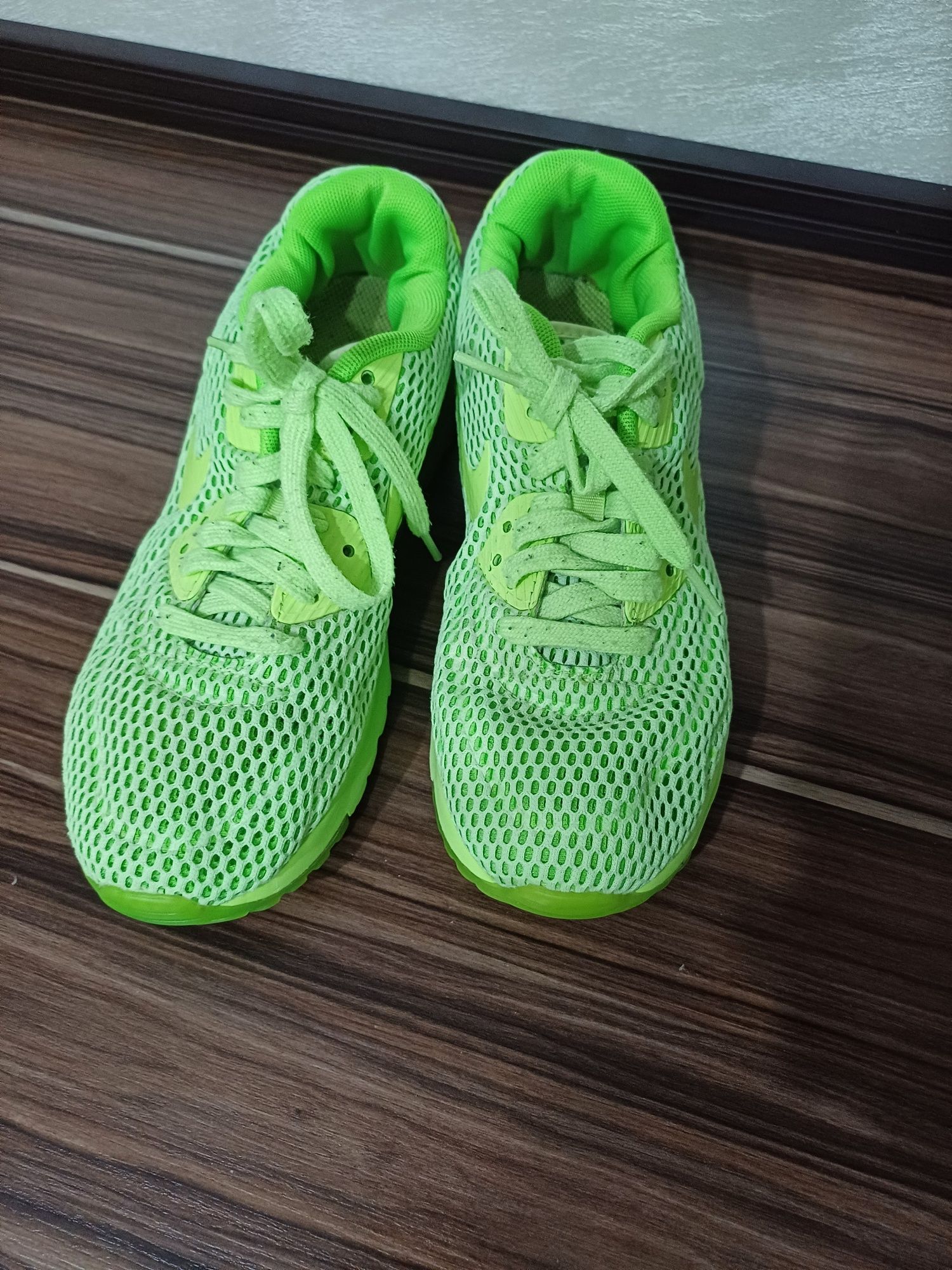 Дамски цветни маратонки Nike air max  neon