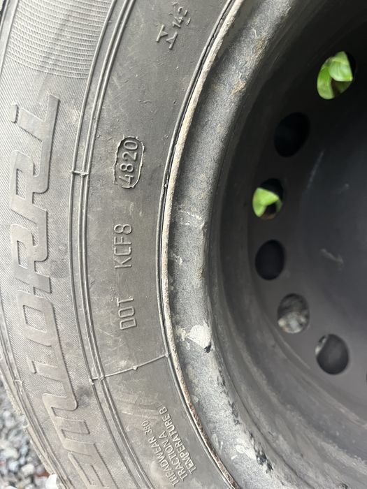 Anvelope de iarna M+S cu janta de tabla si capace skoda