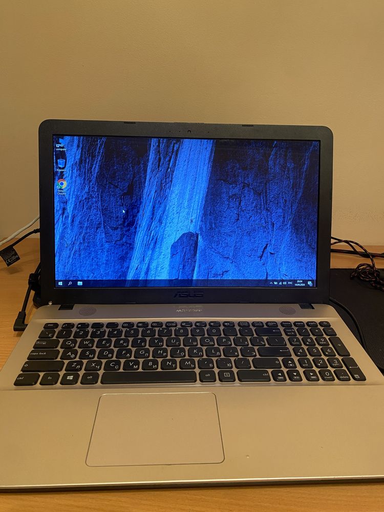 Продам ноутбук Asus x541s