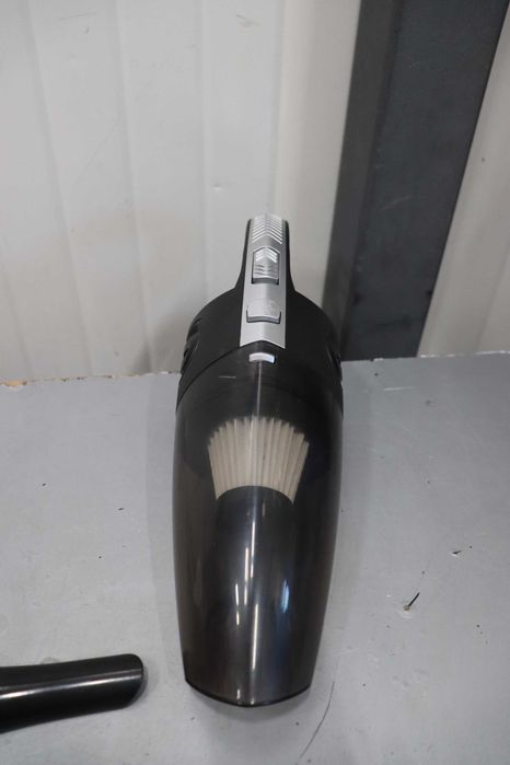 Безжична акумулаторна прахосмукачка с мощен вакуум и бързо зареждане