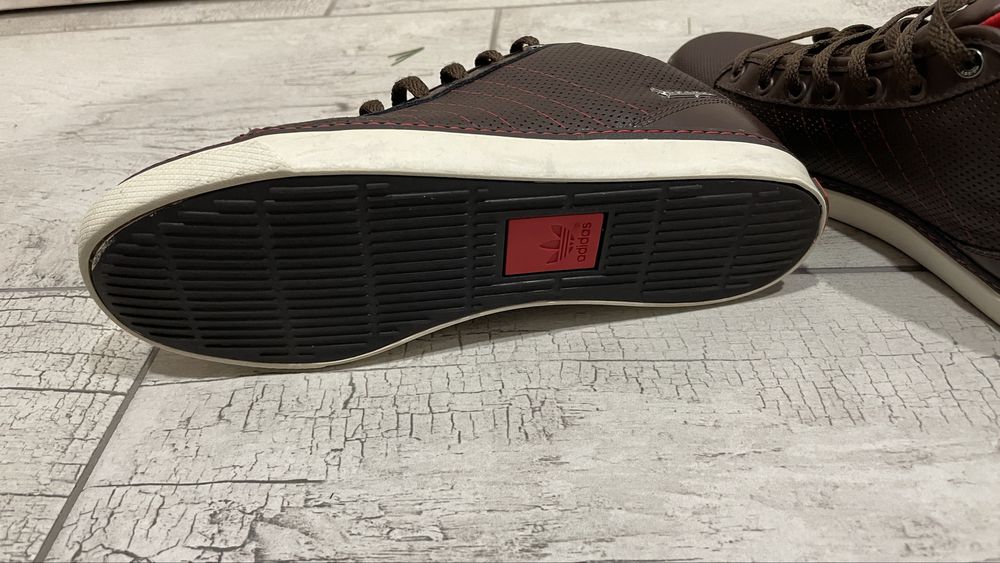 Дамски кецки Adidas Vespa