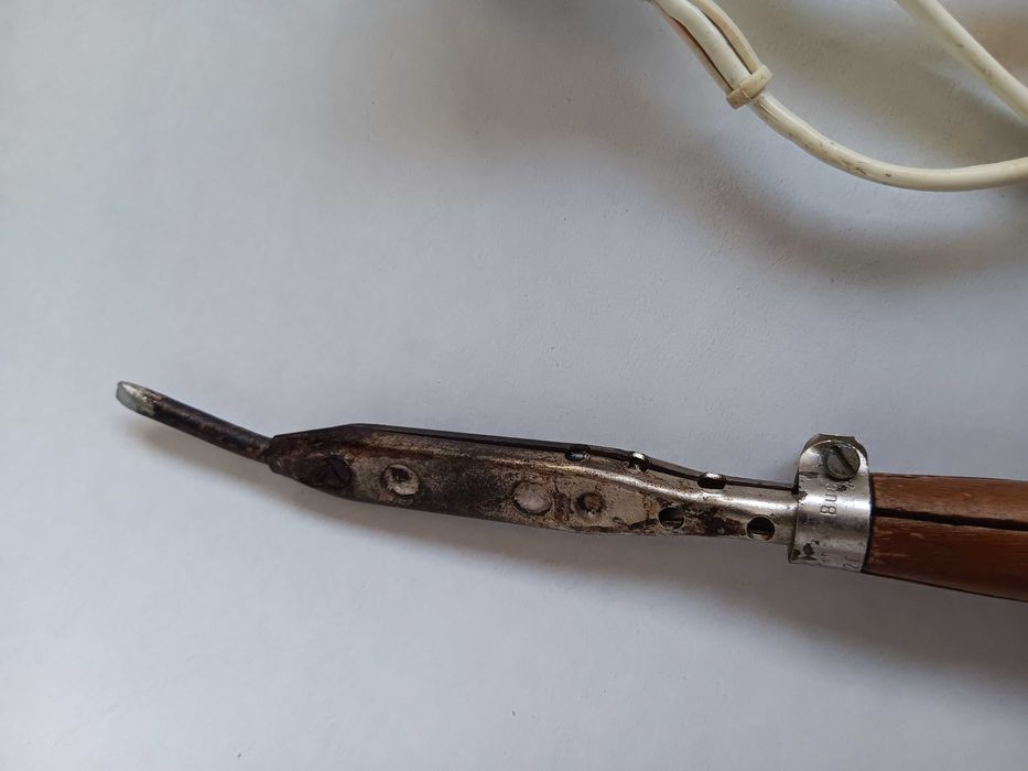 Ciocan de lipit vechi Romanesc, perioada comunista RSR, de colectie