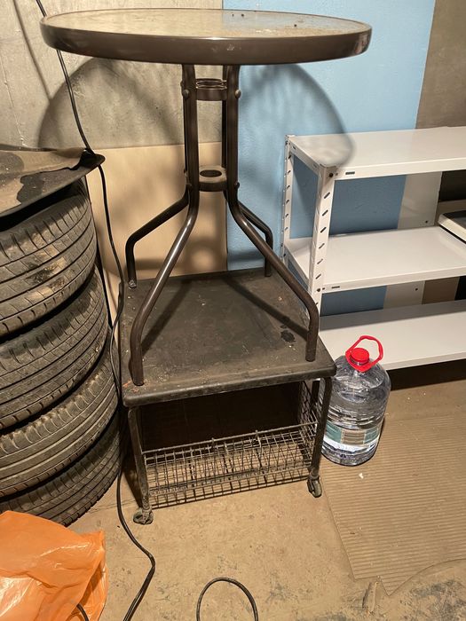 Мебели ,запазени, символични цени