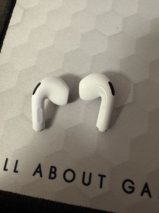 aipods 4 inca in garantie !!