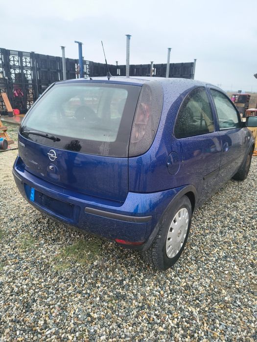 Opel corsa c 1.0 gpl