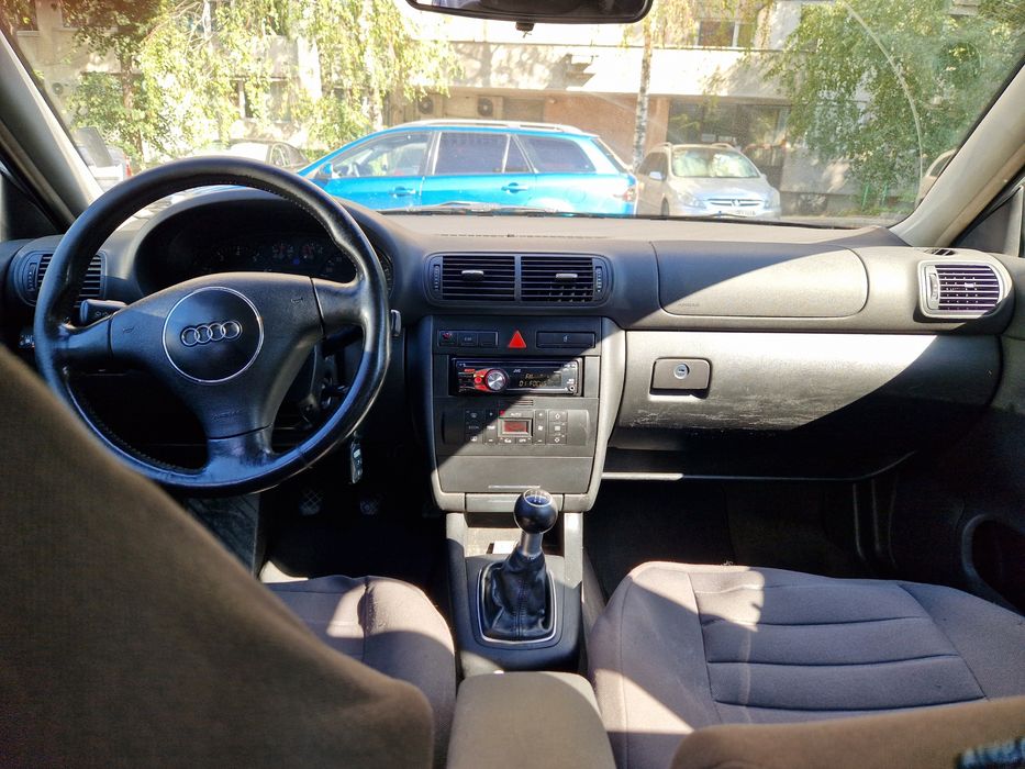 Продавам Audi A3 1.6 Facelift